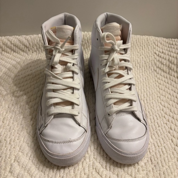 Nike Blazer Mid 77' Athletic Shoes Size 12 Men’s - Picture 2 of 9